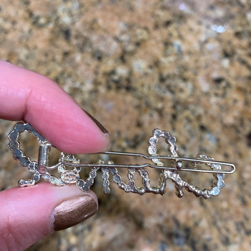 Absolutely stunning Chanel hair clip with Crystals in writing Chanel ,must have! - Picture 7 of 17